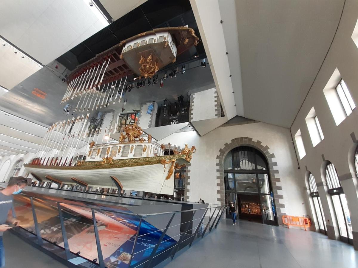 Urban Chic 44 M2 Apartment Brest Ngoại thất bức ảnh